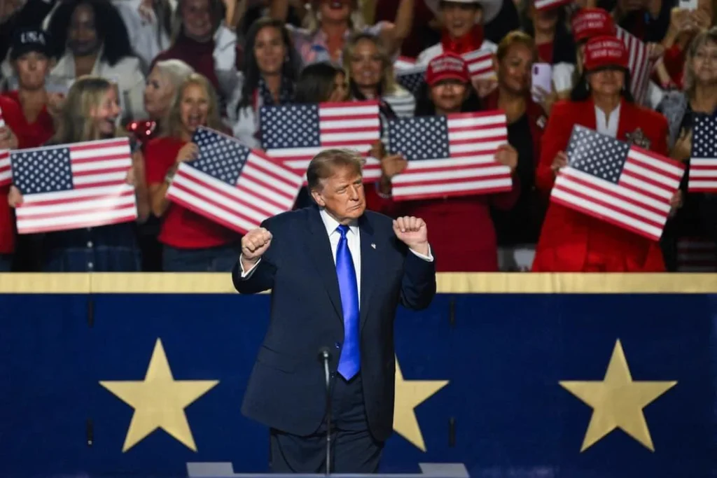 presidente-trump-1-1024x683 Trump promete US$ 5 mil aos adultos americanos se republicanos mantiverem controlo do Congresso